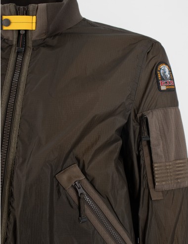 Jacke